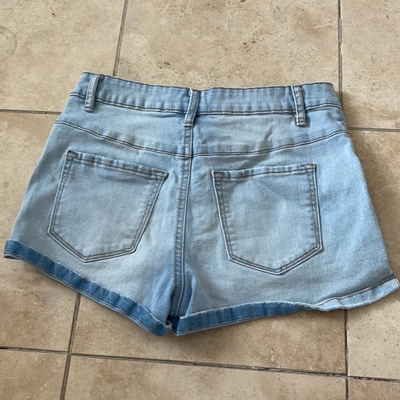 Jean shorts - Picture 2 of 3